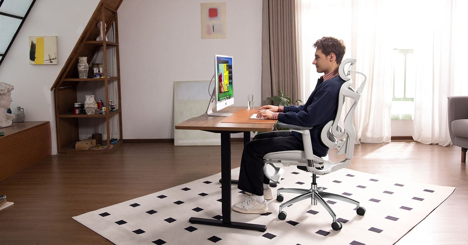 Sihoo’s Ergonomic Office Chair Keeps You Comfortable During Long Editing Sessions