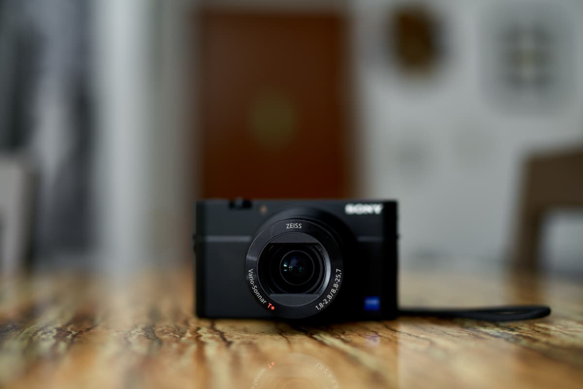 The Two Best Point-and-Shoot Cameras for New Street Photographers